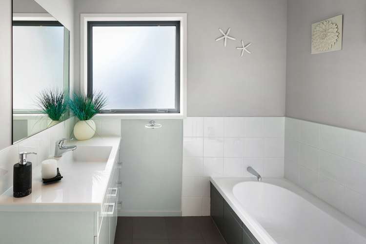 18 Surfers Avenue Waihi Beach_14