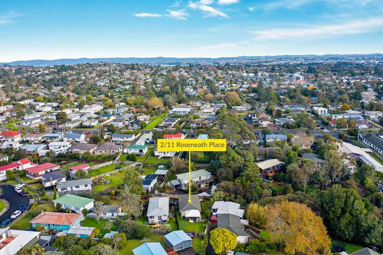 2/11 Roseneath Place Birkdale_15