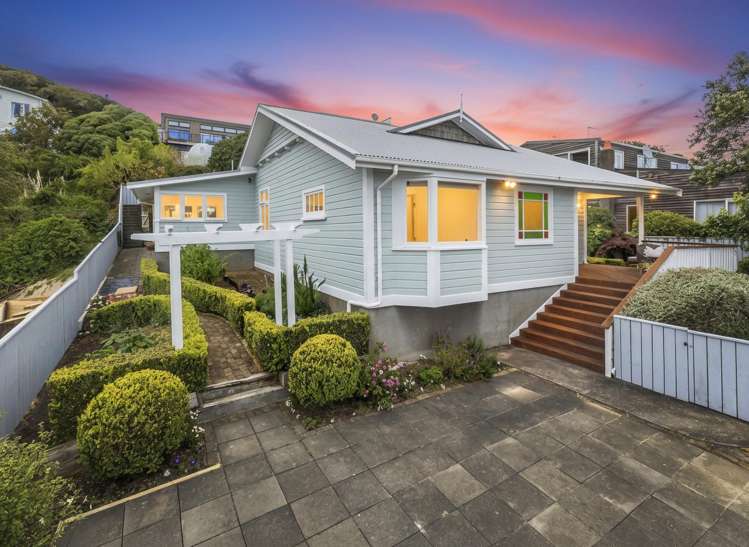 4A & 4B Whitianga View Paremata_32