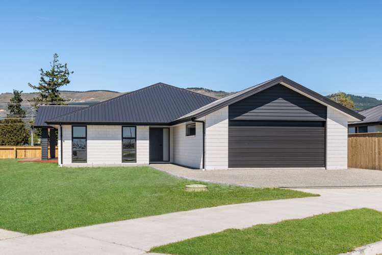 55 Oakdale Grove Richmond_14