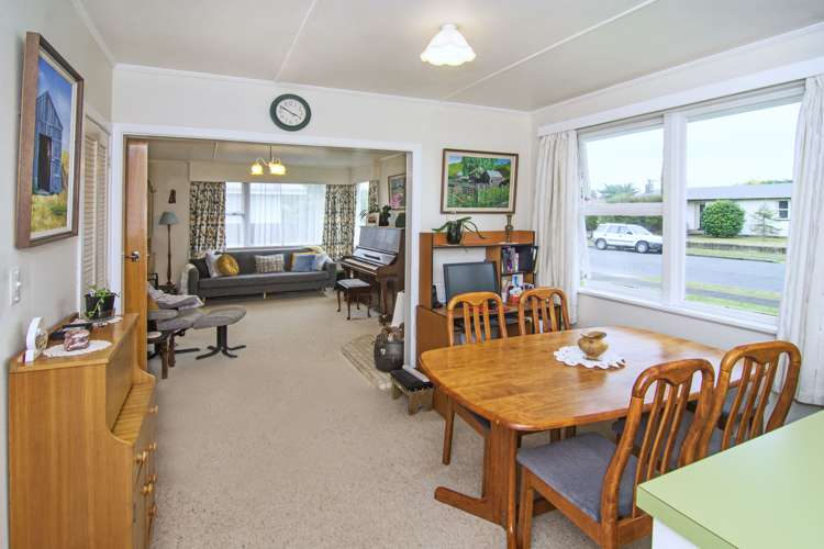 19 Fisher Place Carterton_16