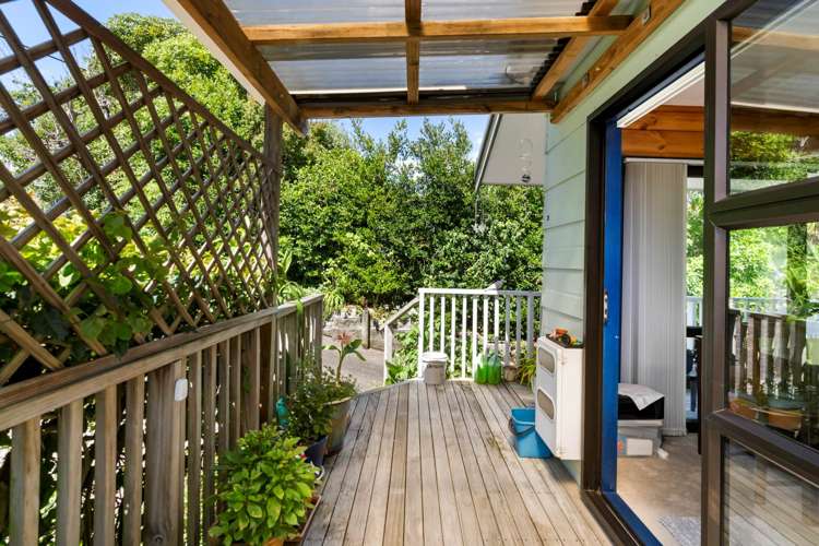 23 Langton Road Stanmore Bay_10