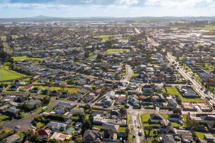 29 Capstick Road Otara_38