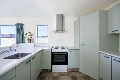 18A Hillary Crescent_1