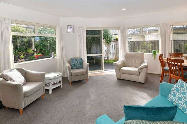 3 Chesterfield Way Orewa_2