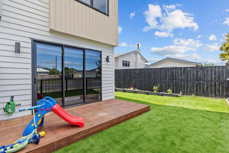 1/101 Botany Road Botany Downs_10