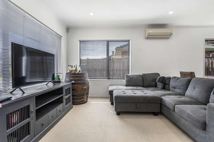 25f Youngs Road Papakura_1