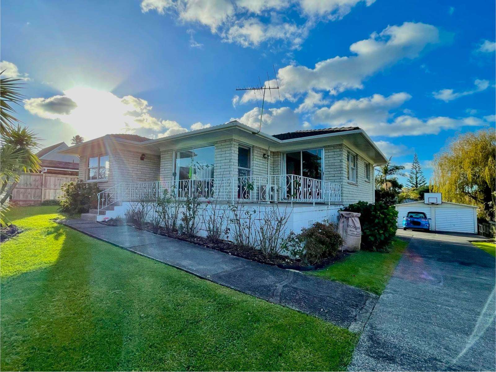 22 Fratley Avenue Farm Cove Manukau City Houses for Rent OneRoof