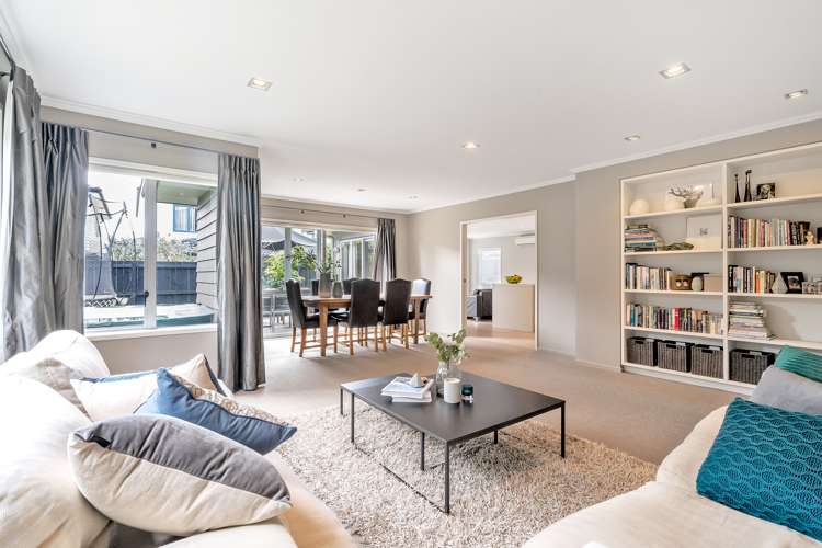 27 Kestev Drive Flat Bush_9