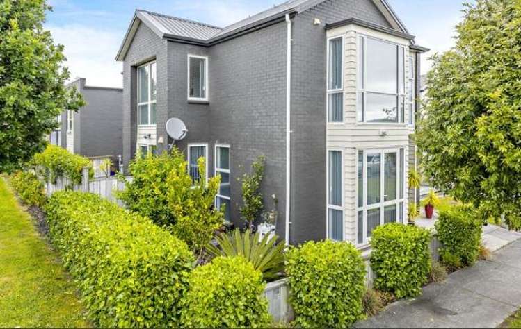 37 Popokatea Drive Takanini_6