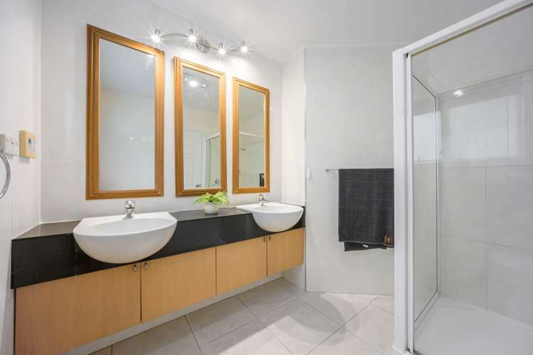 48 Lyons Avenue Murrays Bay_26