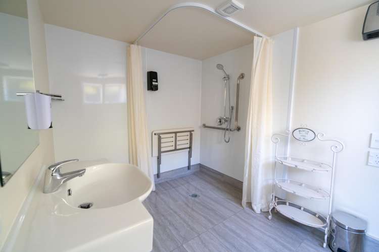 2 Lakefront Drive Te Anau_13