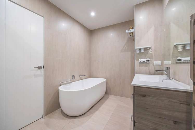 77 Te Oneroa Way Long Bay_10