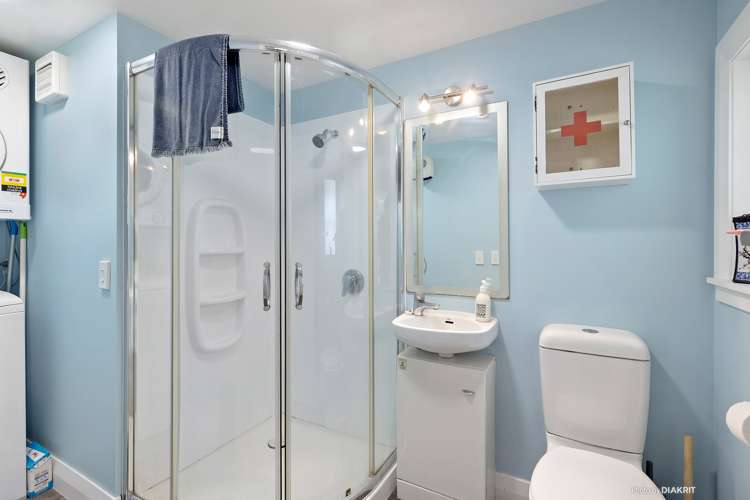 7 Manley Terrace Newtown_14