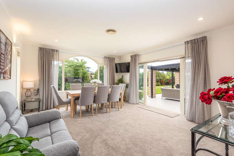 208 Cavendish Road Casebrook_35