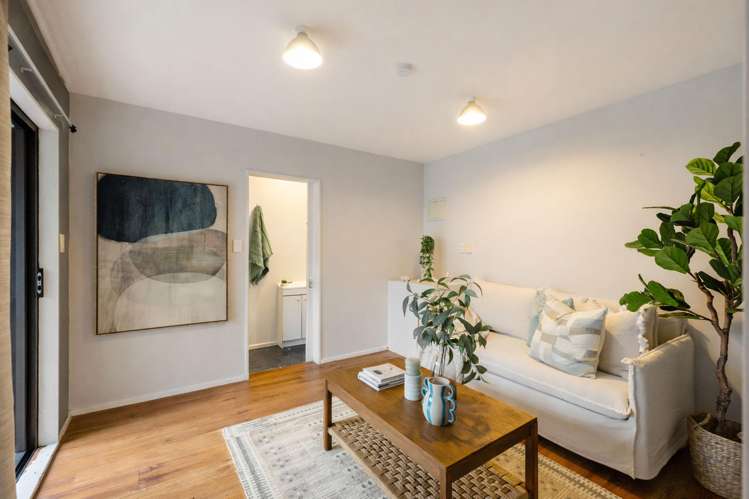 19 Belfield Street Dallington_12