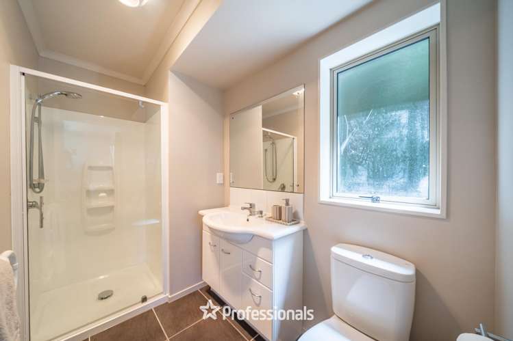 24 Aragon Grove Kingsley Heights_10