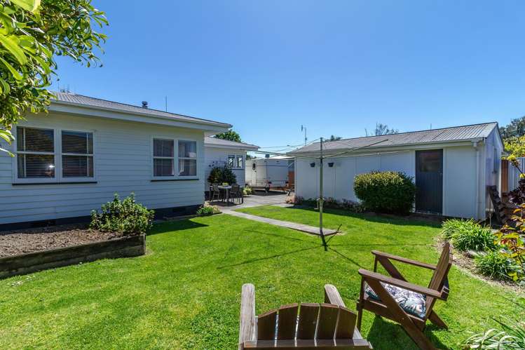 17 Henderson Crescent Onekawa_2