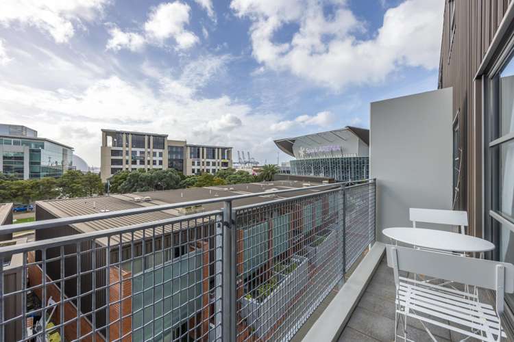 327/57 Mahuhu Crescent Auckland Central_7