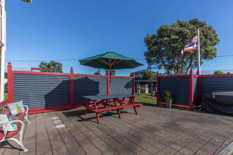 120 Coulson Road Paroa_24