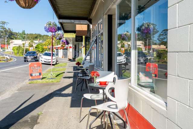 2002 Paparoa Valley Road Paparoa_2