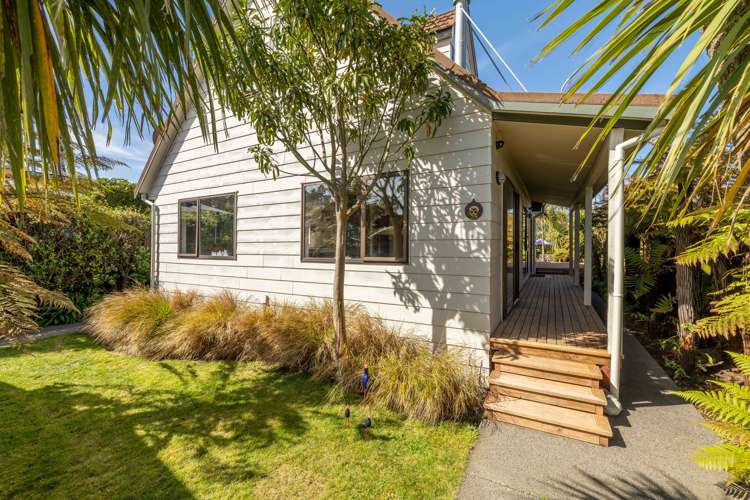 113 Rocking Horse Road Southshore_17