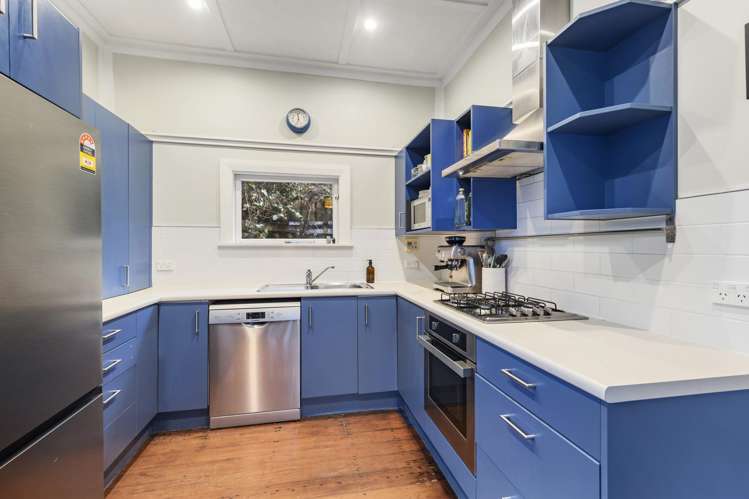 10 Brighton Street Island Bay_5