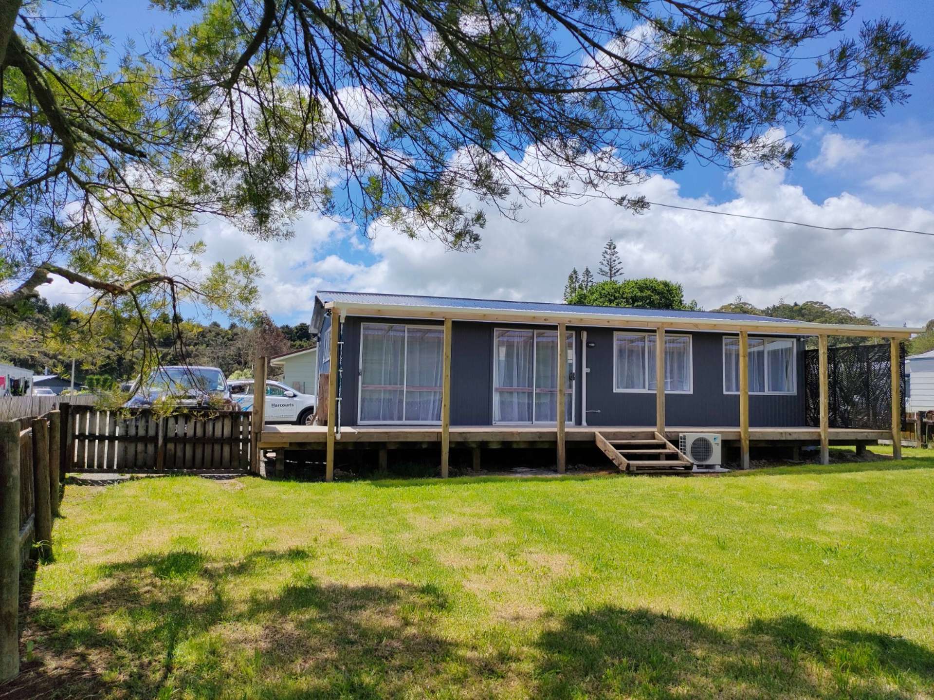 78 Valley Road 11599_0