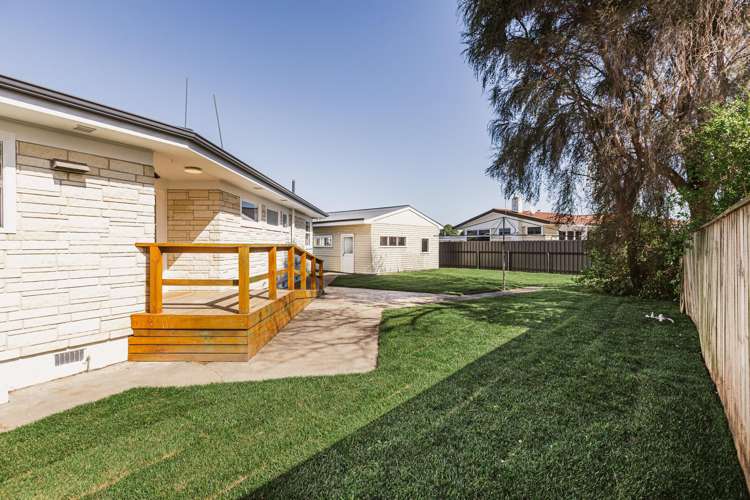 57 Osier Road Greenmeadows_12