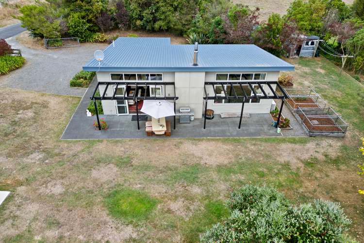 149 Swamp Road Te Horo_24