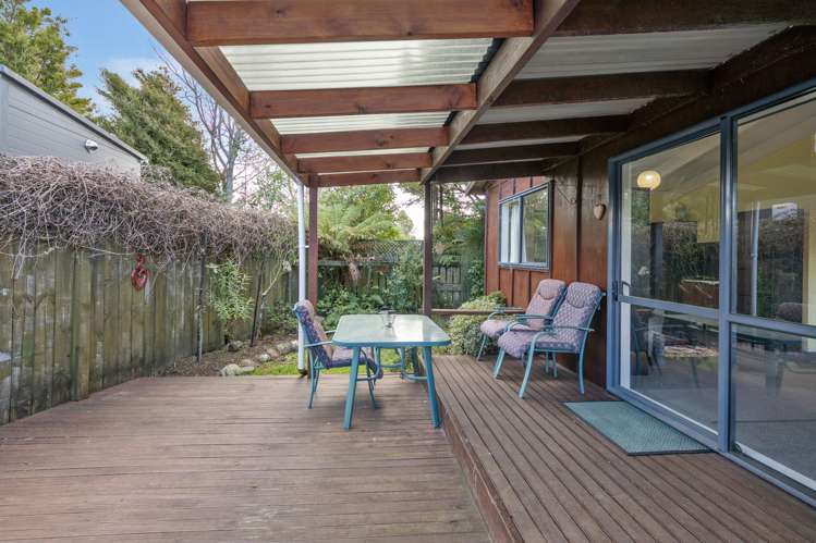 7 Hinenamu Grove Turangi_11