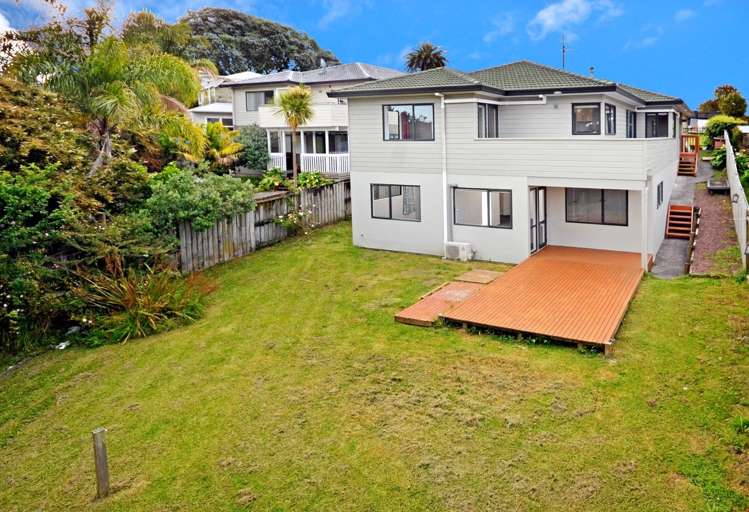 3/10 Arran Road Browns Bay_21