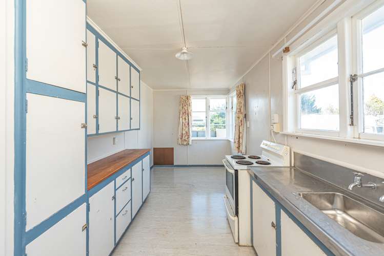 6 Gordon Crescent Marton_14