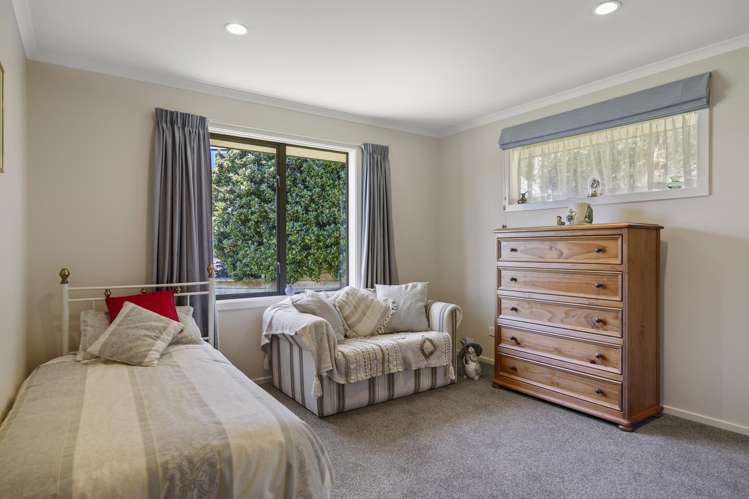 3 Gowan Close Shiel Hill_24