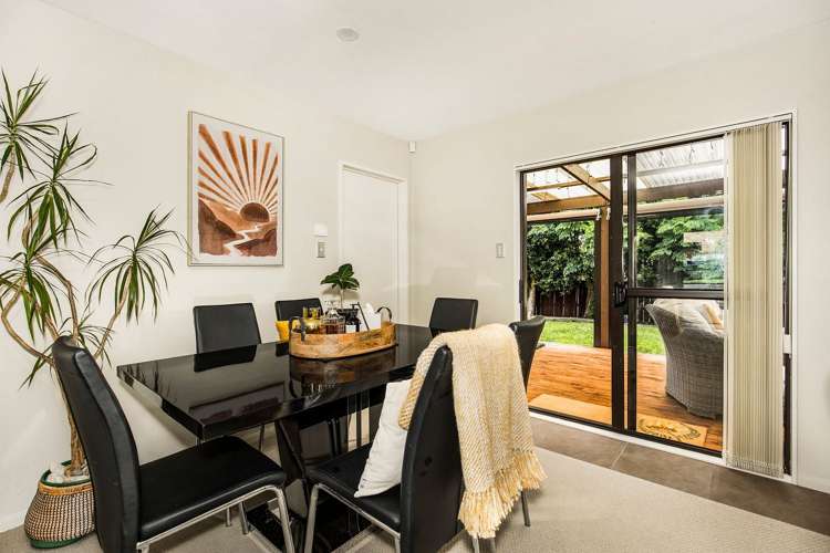 21 Janway Avenue Flat Bush_8