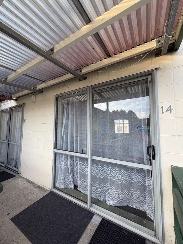 Self Contained - 1 Bedroom Unit - Off Street Parking