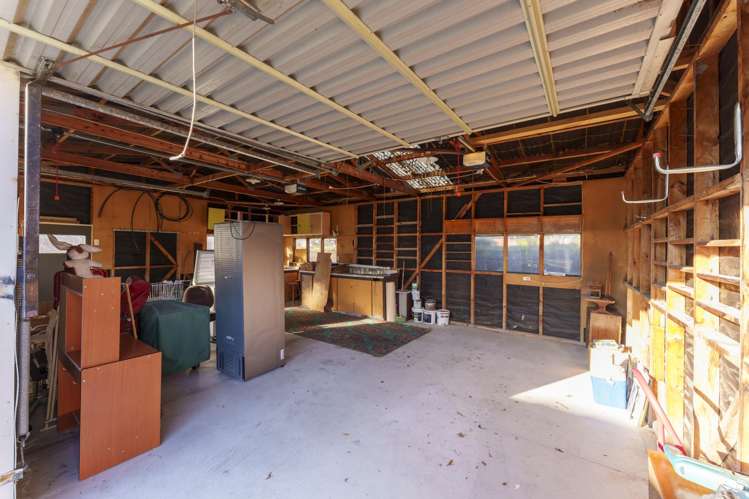 4 Exton Street Redwood_16