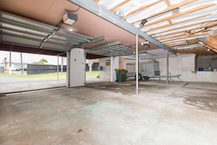 39 Royal View Road Te Atatu South_10