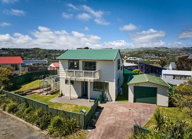 33 Clipper Street Titahi Bay_1