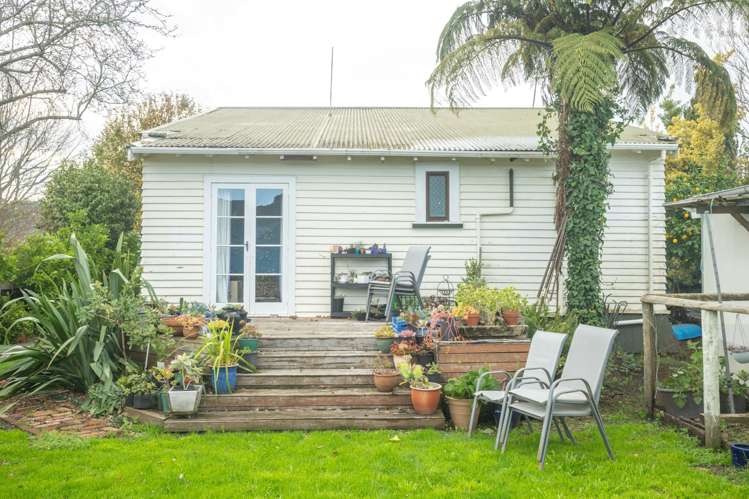 121 Iranui Road_4