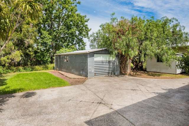 12 Crocombe Crescent Beach Haven_1