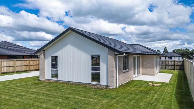 9 Georgina Beyer Way Carterton_30