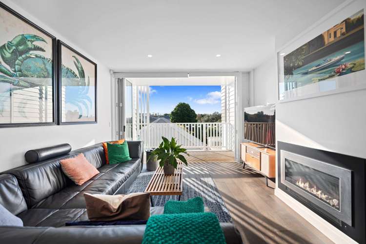 9/83 Hinemoa Street Birkenhead_0