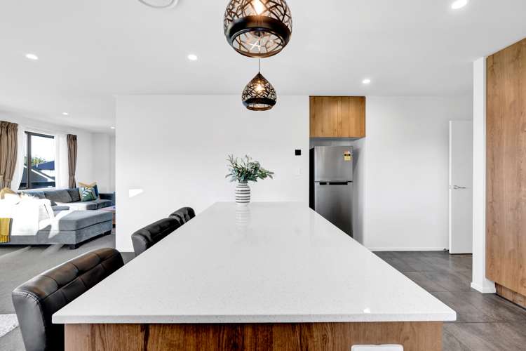 17 Atutahi Street Hurdon_9