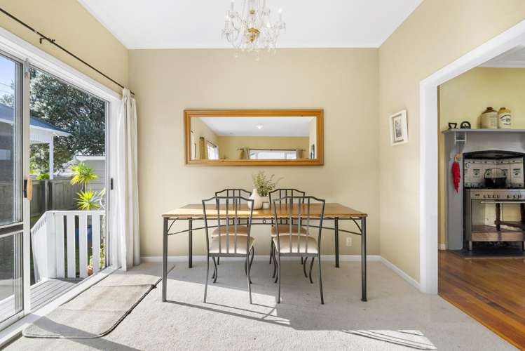 1/18 Gladstone Road Northcote_10