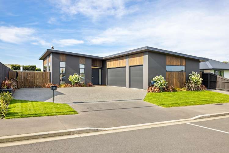 13 Russ Drive Lincoln_23