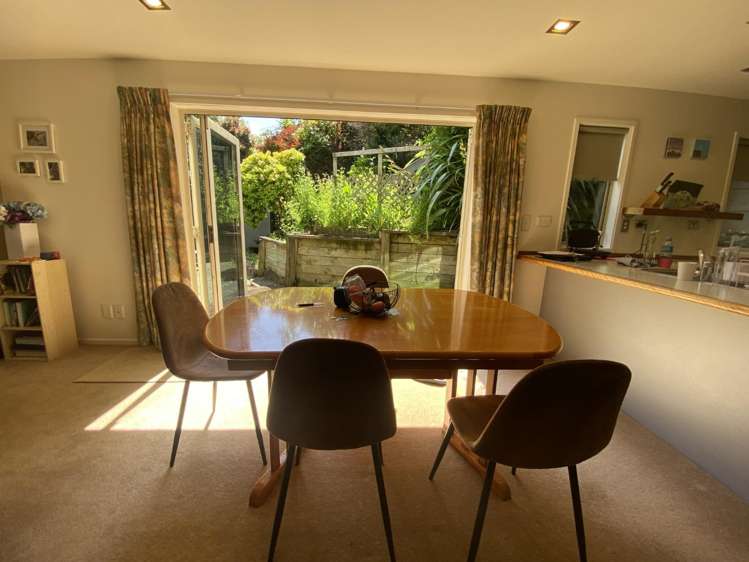 76 Heretaunga Square Silverstream_6