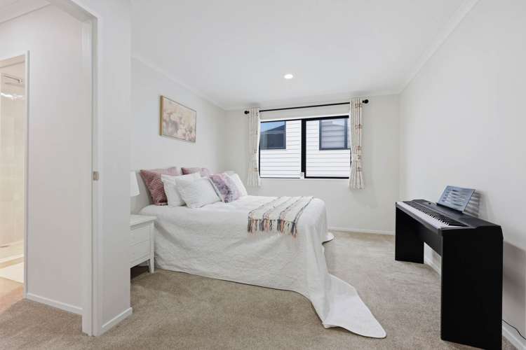 10 Tannaghmore Drive Flat Bush_31