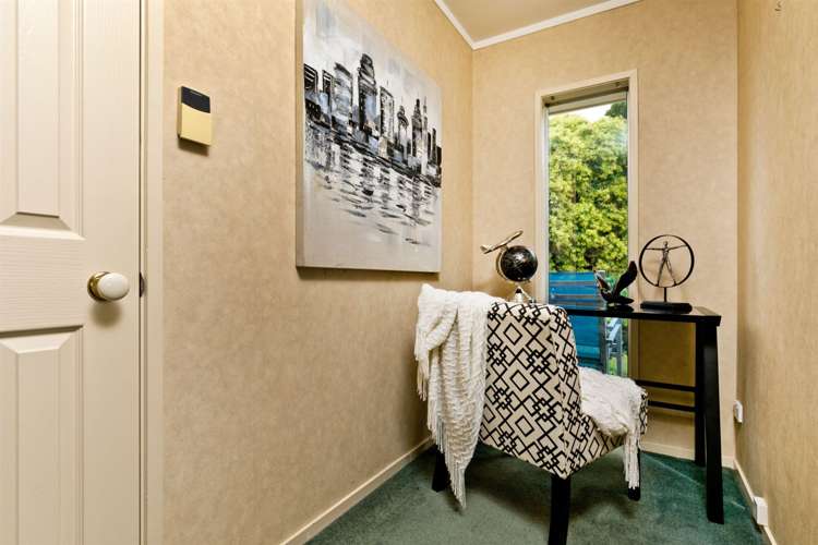 39 Cron Avenue Te Atatu South_19