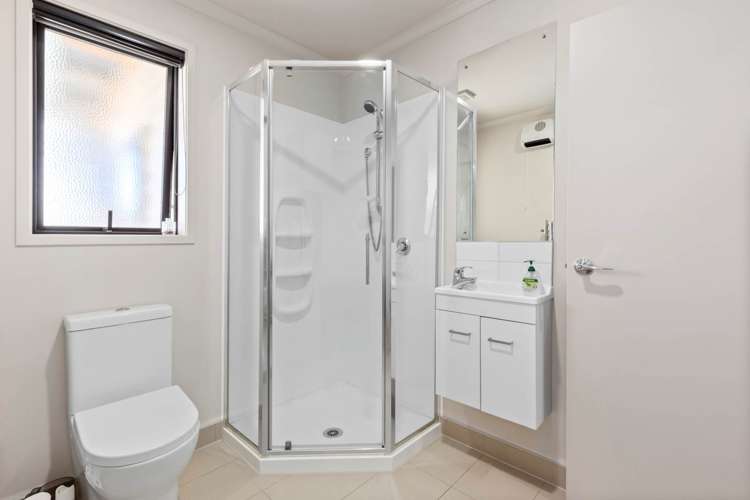 7 Pukaki Road Mangere_22